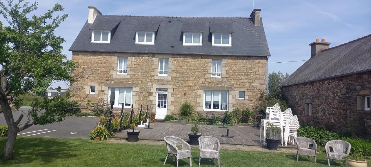 Le Relais De Launay Ploubazlanec Exterior foto